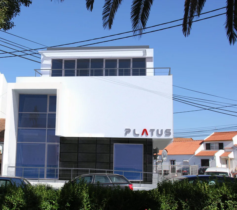 Imagem do edifício presente no portefólio oficial da Platus